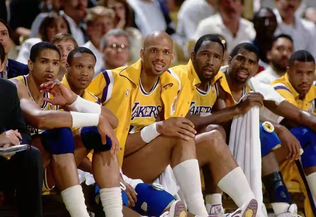 【回放】NBA常规赛：湖人vs鹈鹕英文原声全场回放
