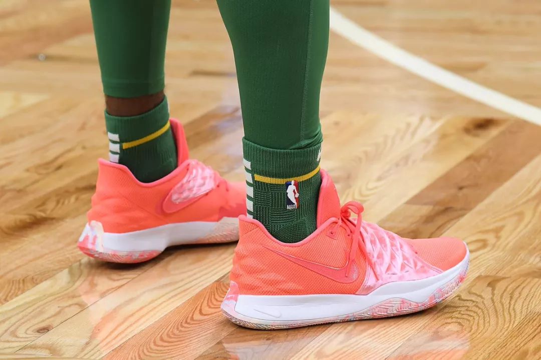 意媒：若阿涅利回尤文将力邀孔蒂 伊布在米兰的影响力被削弱