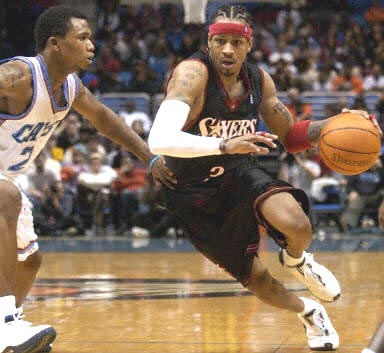 日职乙战报：神代庆人、村上悠绯破门，爱媛1-1熊本