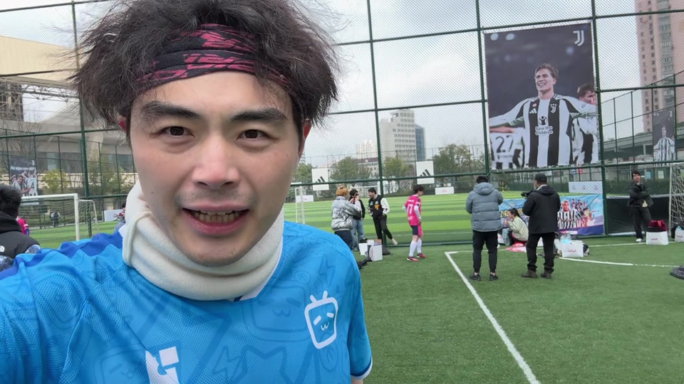 诺奖没要到，特朗普拿了个国际足联和平奖