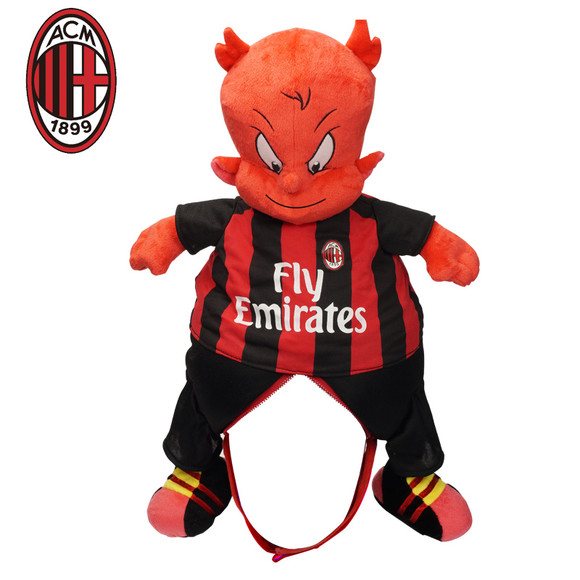 游泳赛事刷新多项纪录